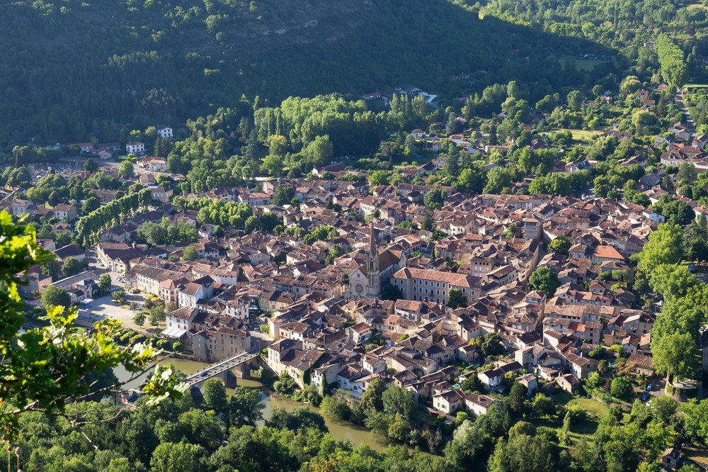 Vue aérienne de Saint-Antonin-Noble-Val