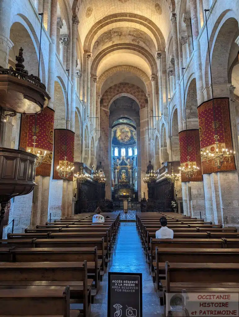 Nef de la basilique Saint-Sernin