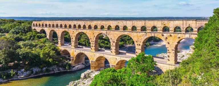 Le Pont du Gard, histoire et caractéristiques de cet ouvrage