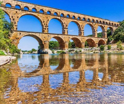 Le Pont du Gard, histoire et caractéristiques de cet ouvrage